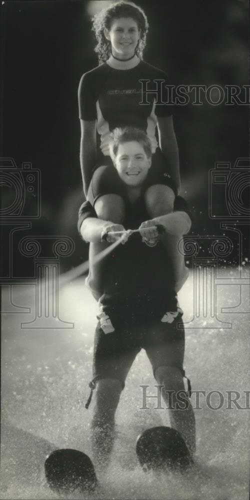 1993 Press Photo Water skiers practicing for shows at Pewuakee Beach - mjb81718 - Historic Images