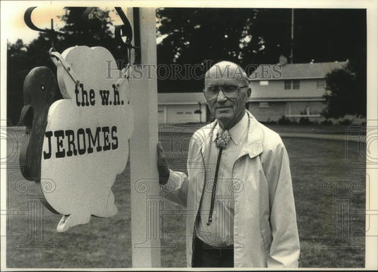 1992 Press Photo Wallace Jerome, American Poultry Society Hall of Fame, Maryland - Historic Images