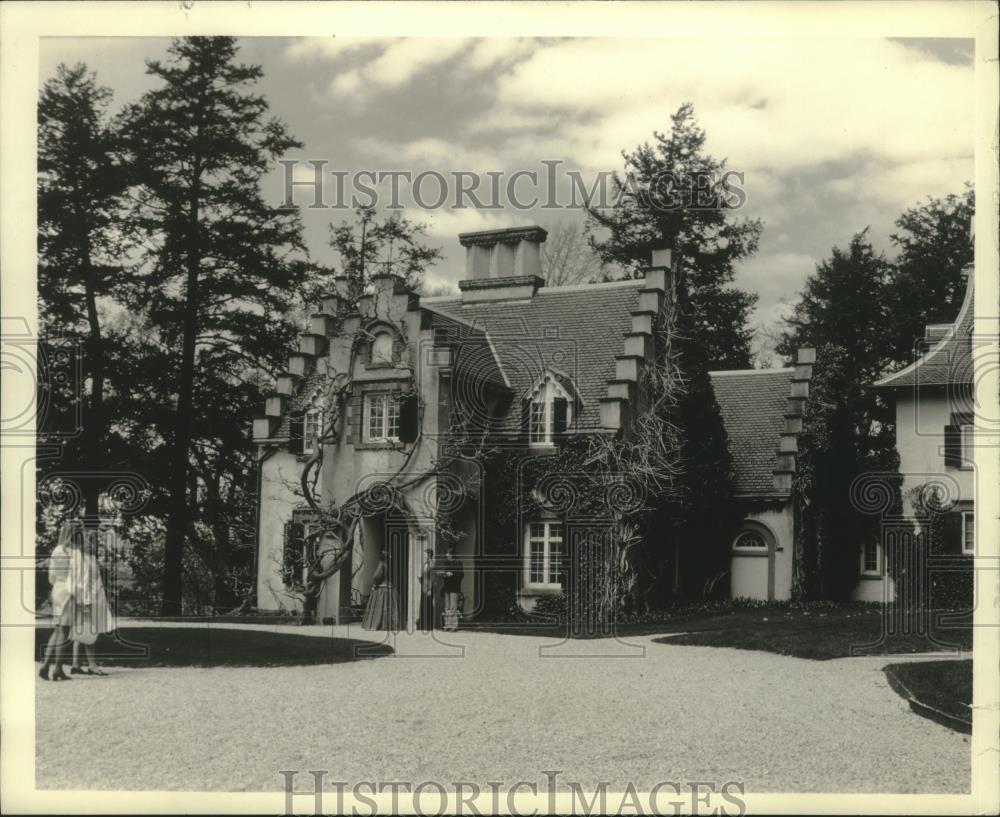 1987 Press Photo Sunnyside, the home of author Washington Irving in Tarrytown NY - Historic Images