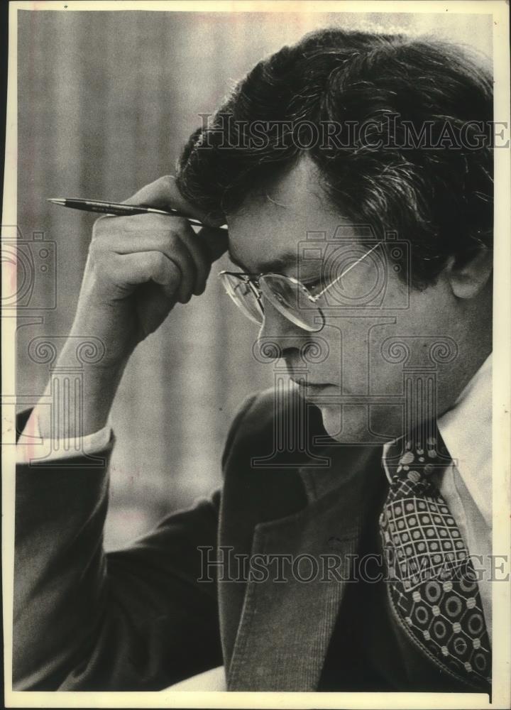 1982 Press Photo Ed Jackamonis, Assembly Speaker, Wisconsin - mjb83044 - Historic Images