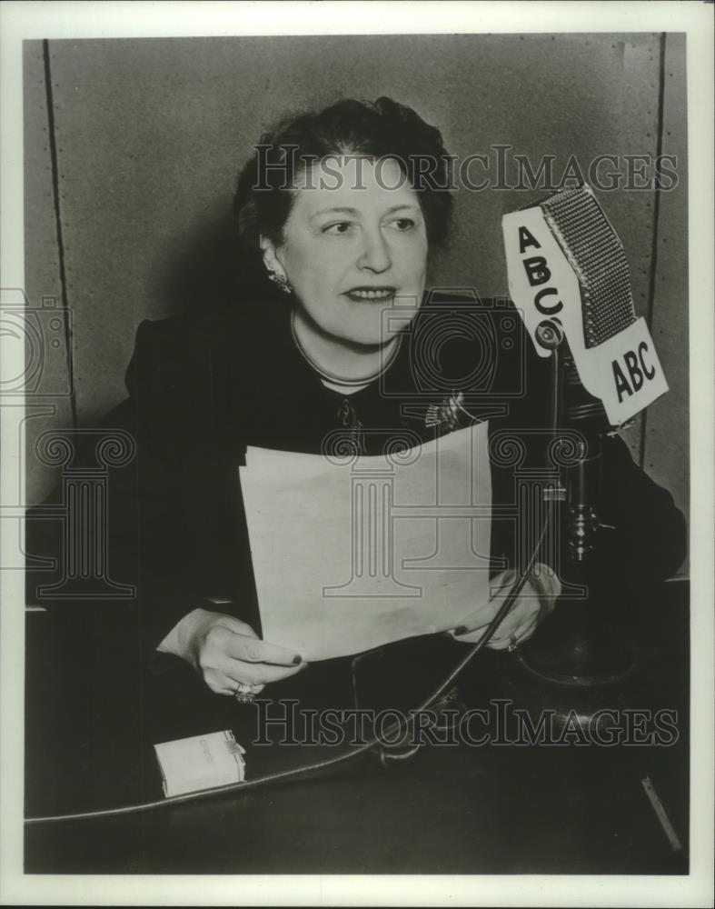 1987 Press Photo Gossip Columnists Louella Parsons - mjb83168 - Historic Images