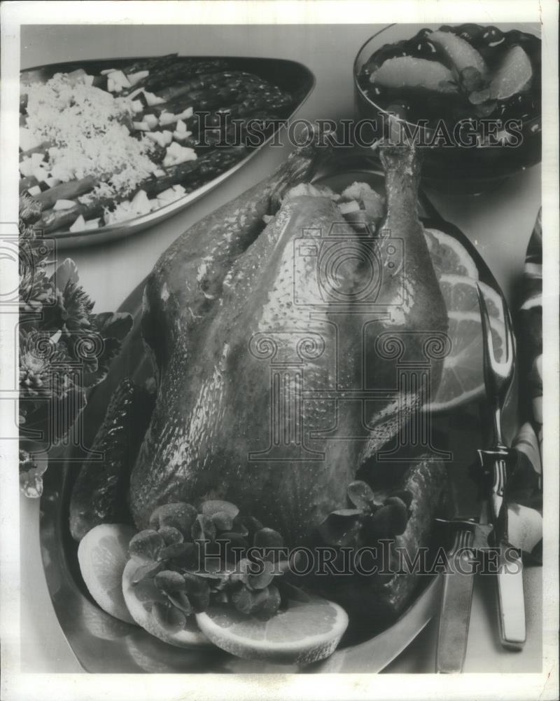 1978 Press Photo Westchester Style Capon feast family f - RSA22945 - Historic Images