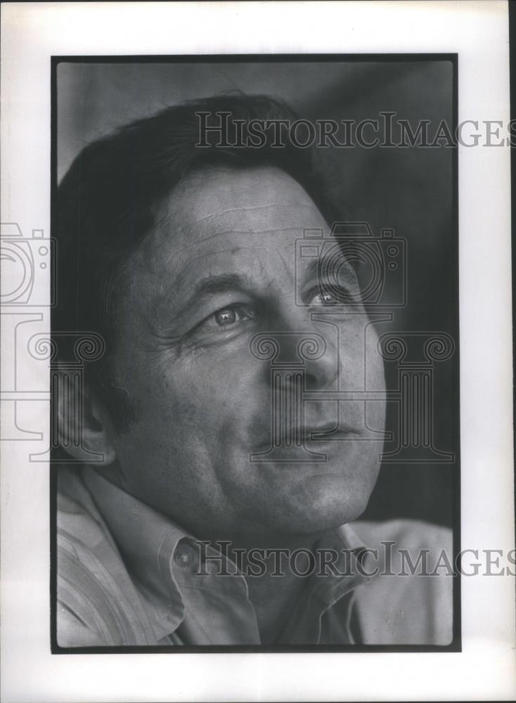 1976 Press Photo Senator Birch Bayh Democrat Indiana Pr - RSA27399 - Historic Images