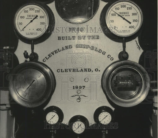 1986 Press Photo Inscription near instruments in engine room of E.M. Ford - Historic Images