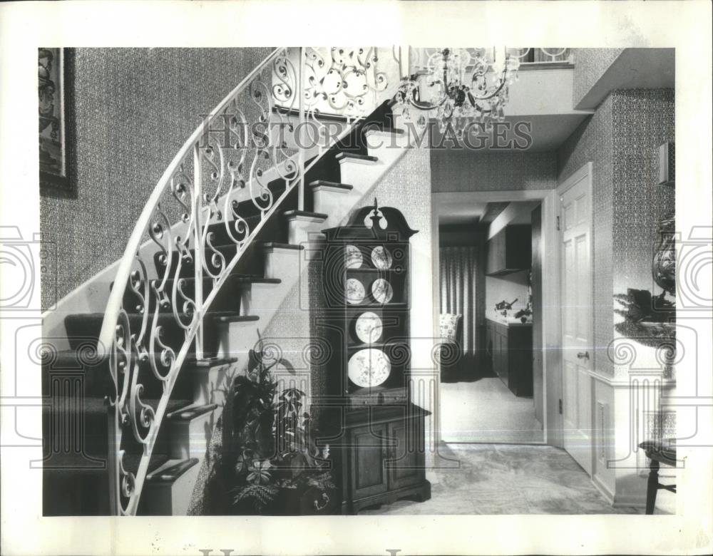 None Circular-Stairway-Focal Point-Foyer-Two Story-Colo - RSA39163 - Historic Images