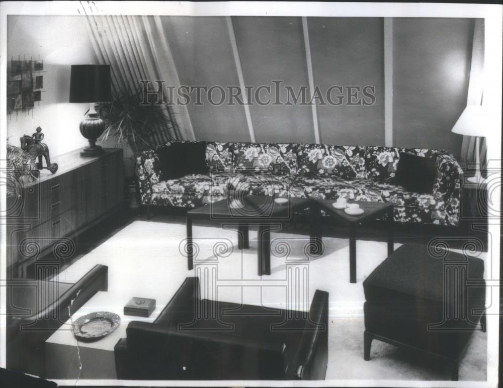 1964 Press Photo Furniture-Living Room Modern-Sturdy-Ea - RSA39507 - Historic Images