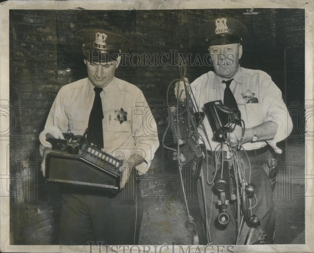 1949 Press Photo Police Carry out the Phones Fillmore - RSA44179 - Historic Images