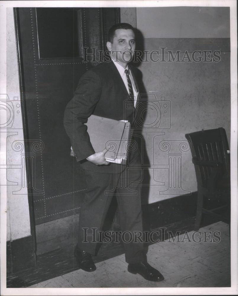 1963 Press Photo Louis Garippo Asst States Atty - RSA45961 - Historic Images