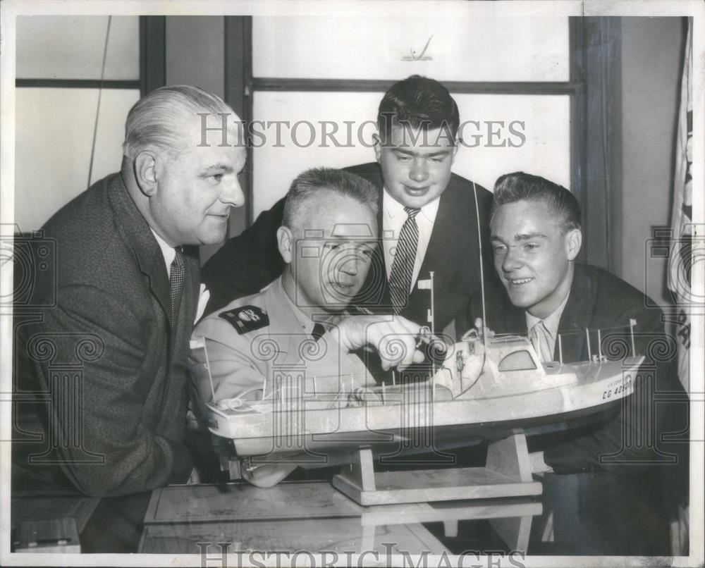 1957 Press Photo Daniel HConway Commander Blaylock John - RSA51967 - Historic Images