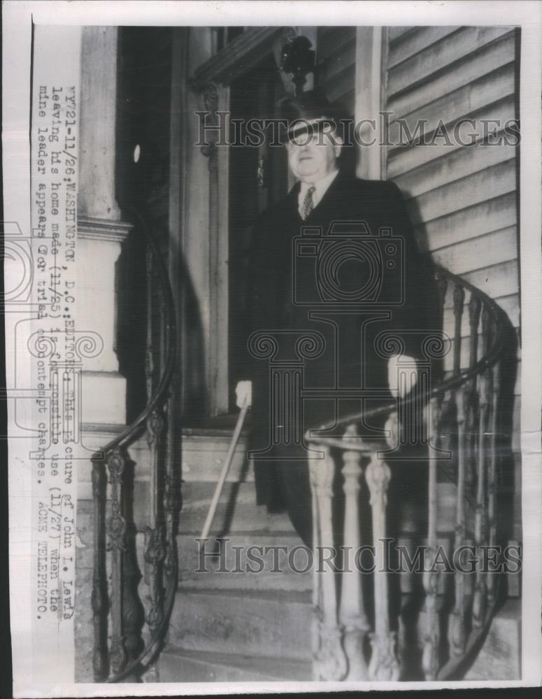 1947 Press Photo John L. Lewis leaving his Washington DC Home - RSA67591 - Historic Images