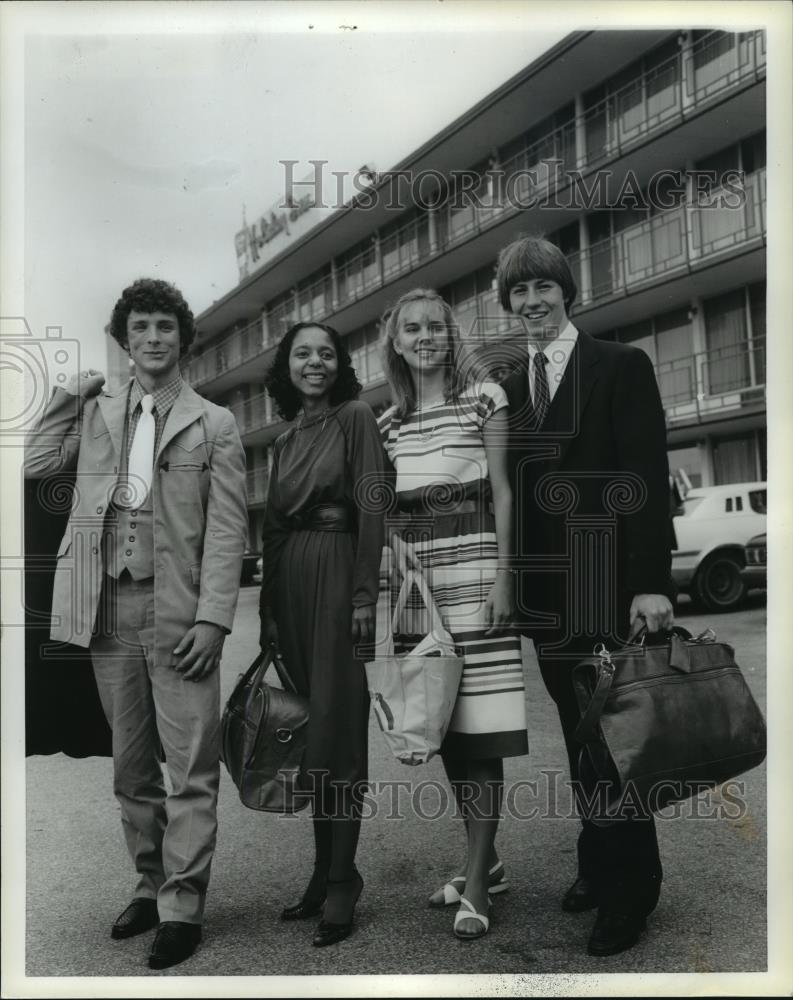 1982 Press Photo Alabama 4-H representatives going to National 4-H conference - Historic Images