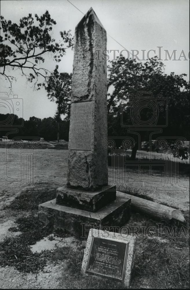 1978 Press Photo Historic monument landmark in Fort Toulouse, Alabama - Historic Images