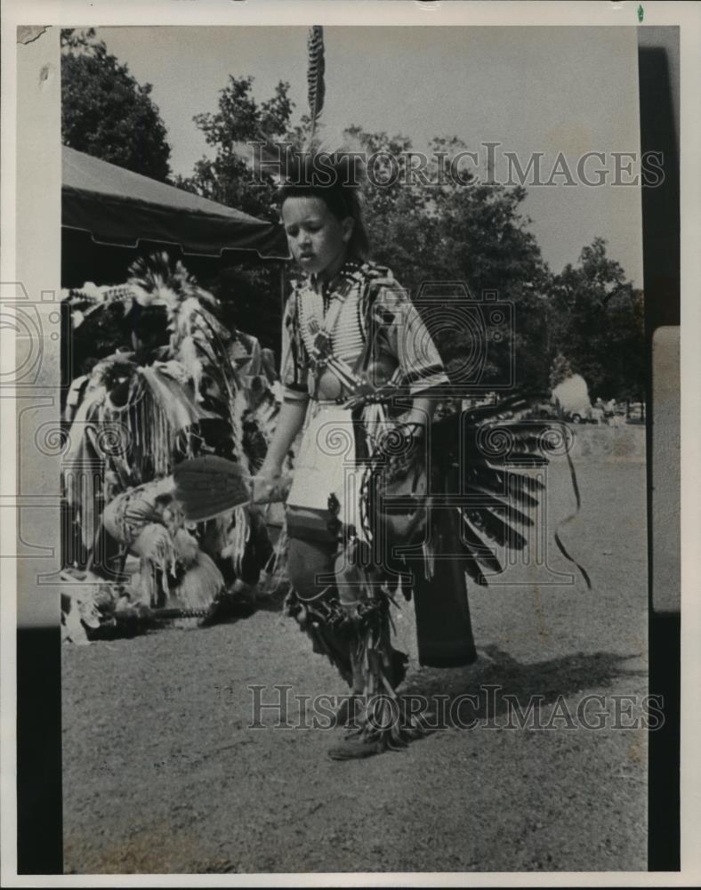 1989 Press Photo Cherokee Indian boy dances with others - abna13826 - Historic Images