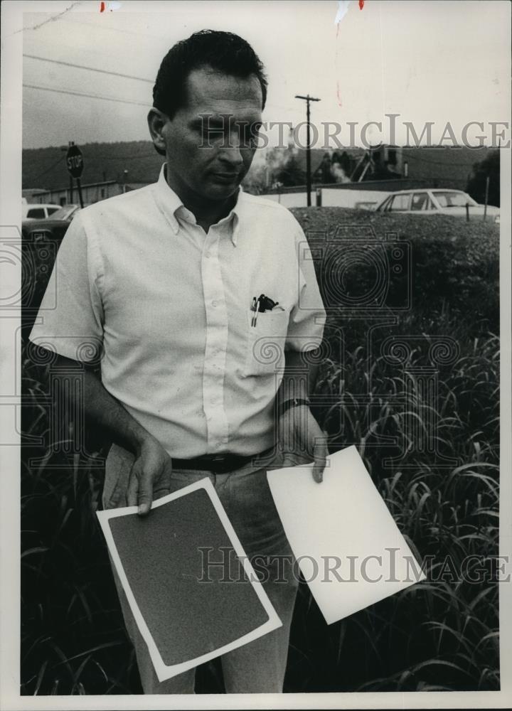 1988 Press Photo Charles Dillard, Assistant Air Monitoring Supervisor, Leeds, AL - Historic Images