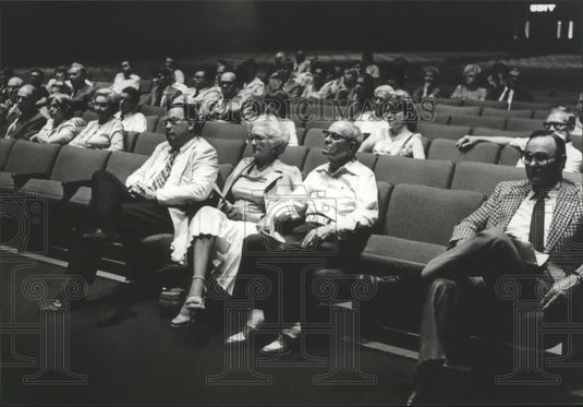 1980 Press Photo Citizens listen to candidates for municipal elections, Alabama - Historic Images