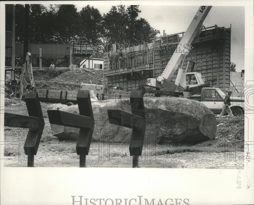 1991 Press Photo Hoover, Alabama Construction of City Hall Building - abna15670 - Historic Images