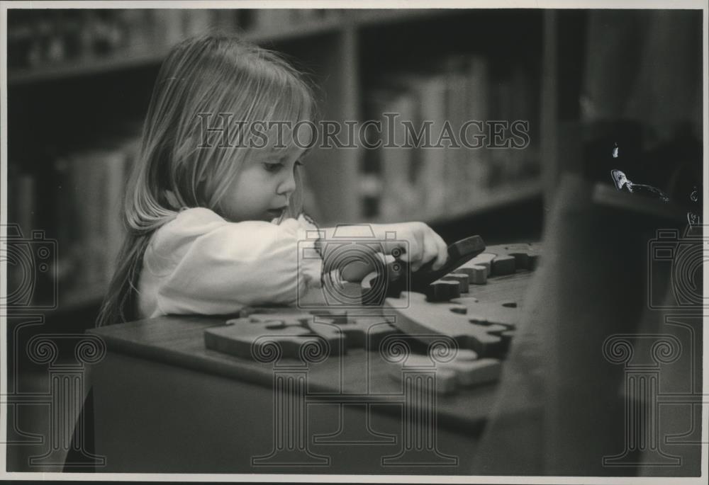 1980 Press Photo Jennifer Simpson, 3 years old, Daughter of Bill and Pam Simpson - Historic Images