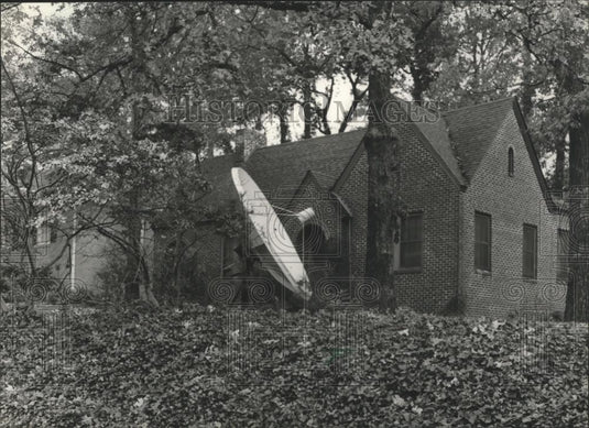1982 Press Photo Doctor Adelle Sperling's house at 111 Yorkshire Drive, Homewood - Historic Images