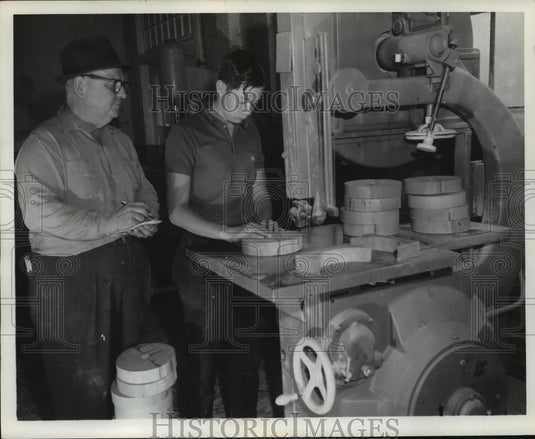 Press Photo Student and teacher work at Gadsden School of Trades - abna15997 - Historic Images