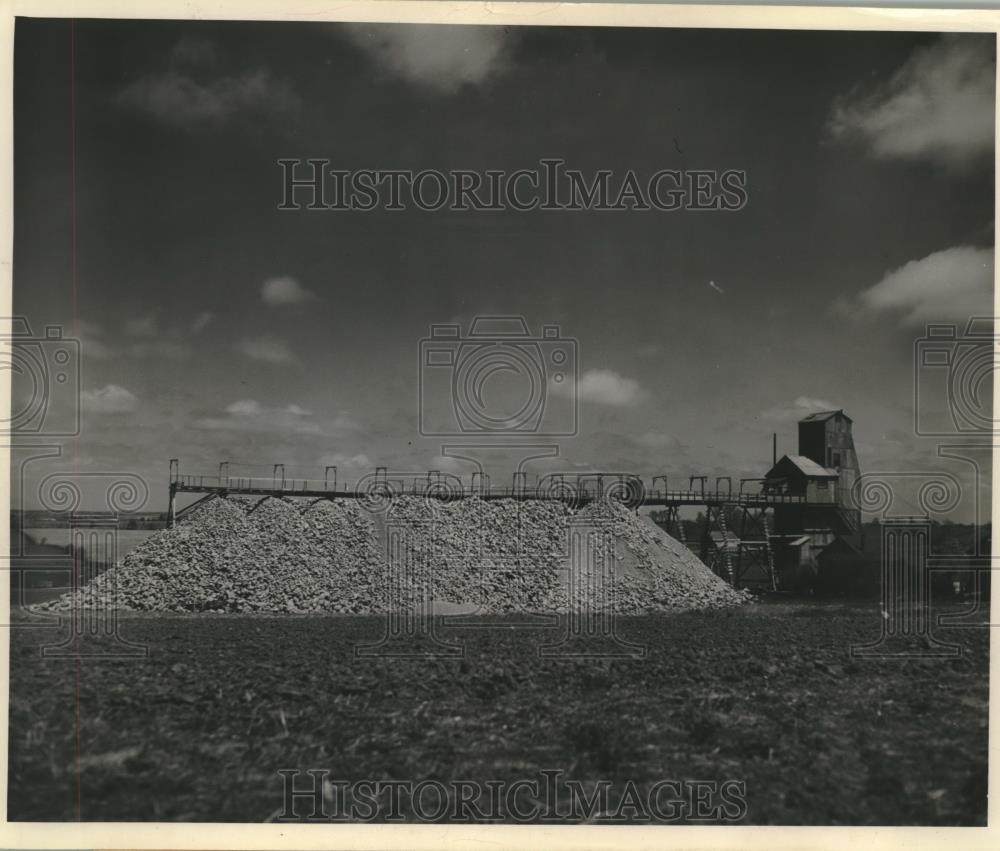 Press Photo Andrews Mine shown near Schullsburg, Wisconsin. - mjb85851 - Historic Images