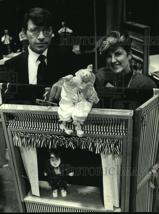 1991 Press Photo Roger and Zona Platzek, Puppets N Stuff Marionettes, Wisconsin - Historic Images