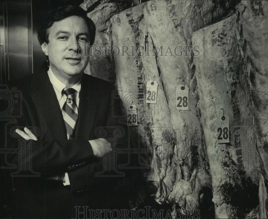 1985 Press Photo Michael E. Platt, president of Discus Corporation Minneapolis - Historic Images