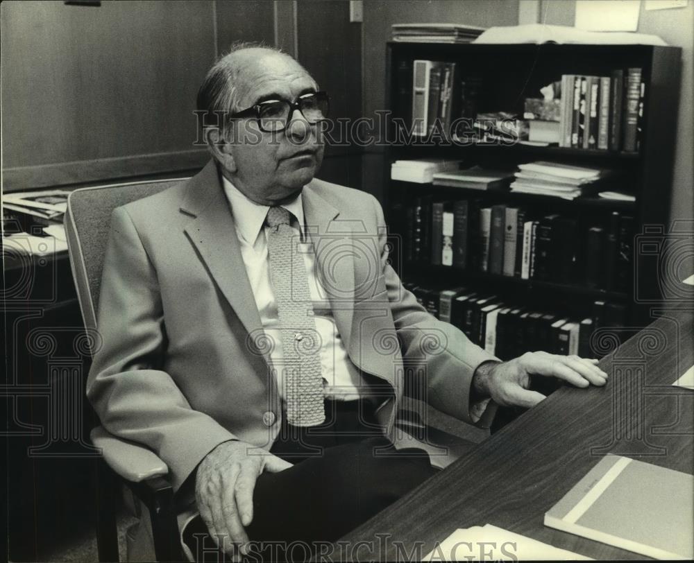 1982 Press Photo Milwaukee Lutheran minister Reverend James Schaefer - mjb87758 - Historic Images