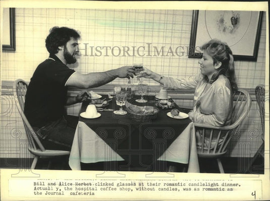 1985 Press Photo Bill and Alice Herbst, New Parents, at Saint Joseph's Hospital - Historic Images