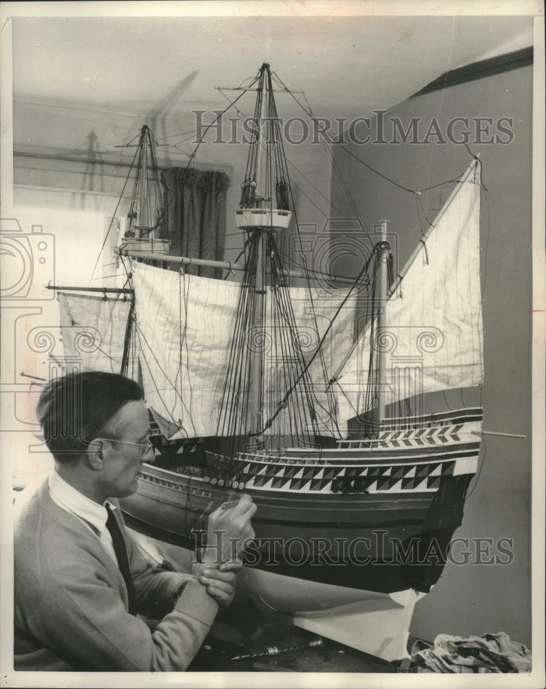 Press Photo Stuart Upham, shipyard owner, works on a model of the new Mayflower - Historic Images