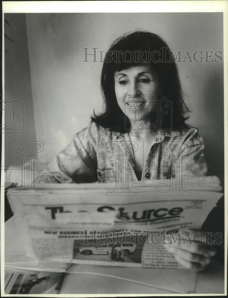 1990 Press Photo Joann Salin, Writer With Multiple Sclerosis In Wisconsin - Historic Images