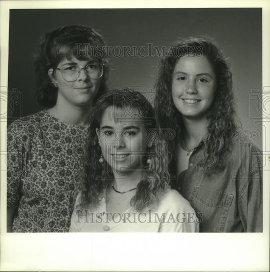 1994 Press Photo Dominican High School top graduates - mjb89118 - Historic Images