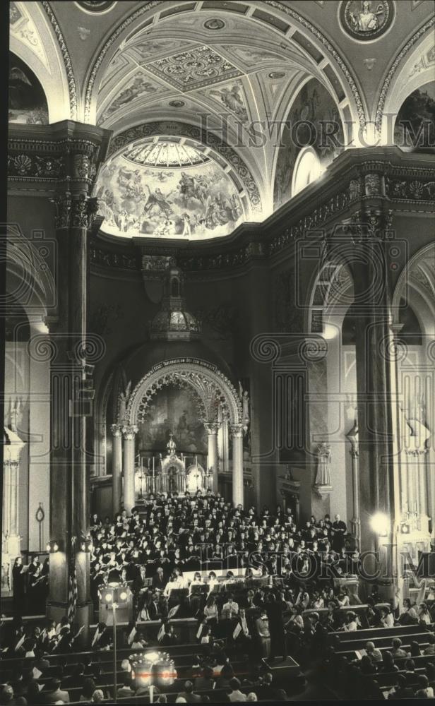 1981 Press Photo Music for Youth Program filled Saint Josaphat Basilica - Historic Images