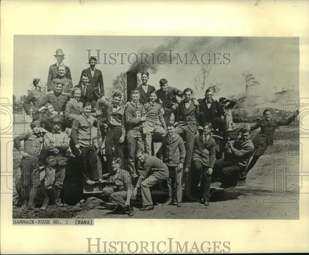 Press Photo Dean Rusk &amp; other members of Boys High School &quot;Speed Demons Club&quot; - Historic Images