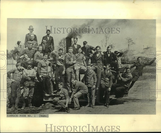 Press Photo Dean Rusk & other members of Boys High School "Speed Demons Club" - Historic Images