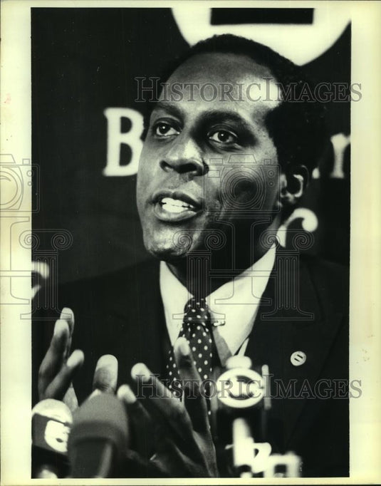 1980 Press Photo National Urban League's Vernon E. Jordan Jr at press conference - Historic Images