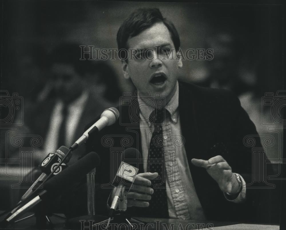 1990 Press Photo Rob Sherman for American Atheists Inc. Wauwatosa - mjb91034 - Historic Images