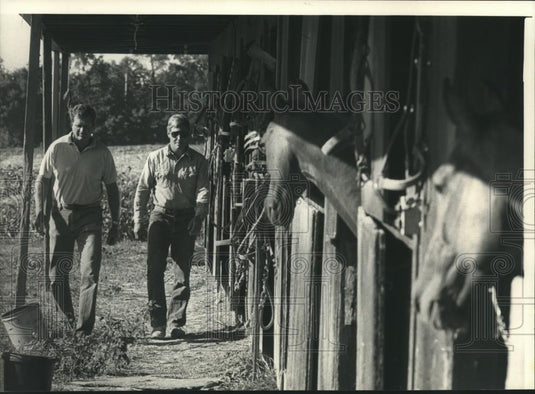 1988 Press Photo Robin and Jamie Ulhlein Polo horse riders Milwaukee, Wisconsin - Historic Images