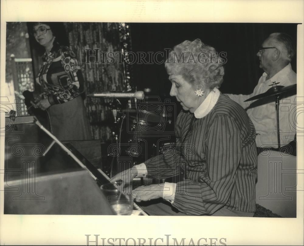 1985 Press Photo Joyful Jammers Combo pianist Fran Cambell - mjb91515 - Historic Images