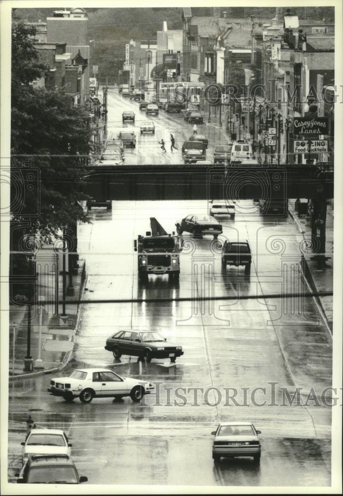 1994 Press Photo Plymouth, Wisconsin - mjb91639 - Historic Images