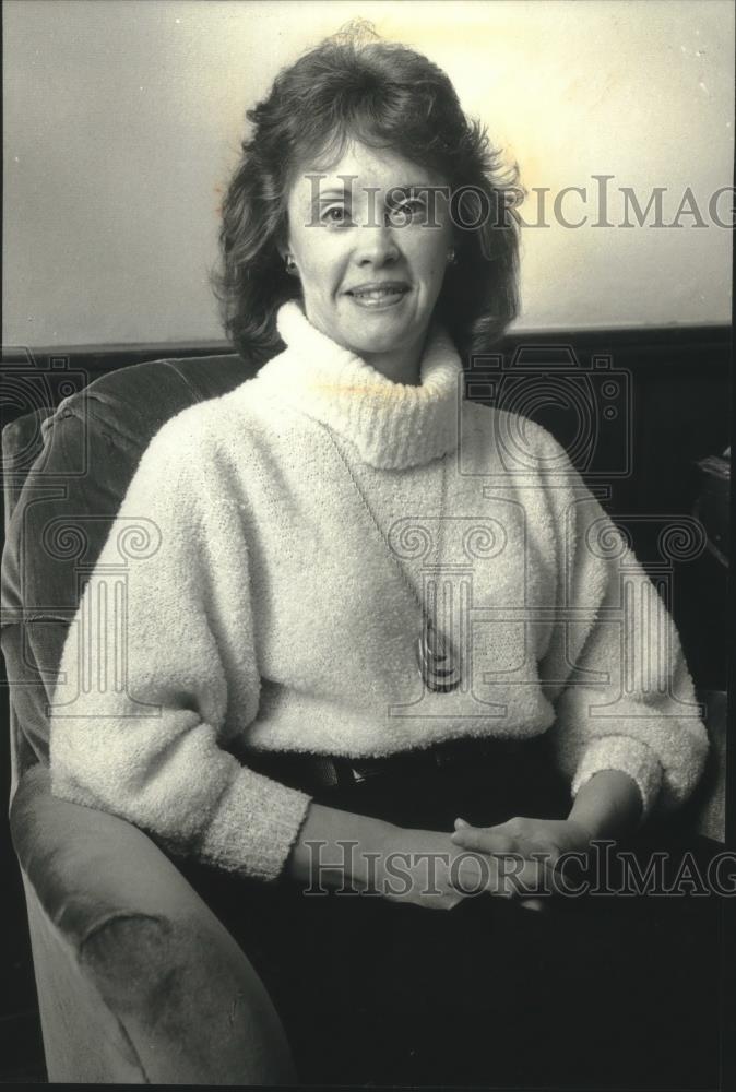 1993 Press Photo Beth Peters, founder Special Children adoption agency Elm Grove - Historic Images