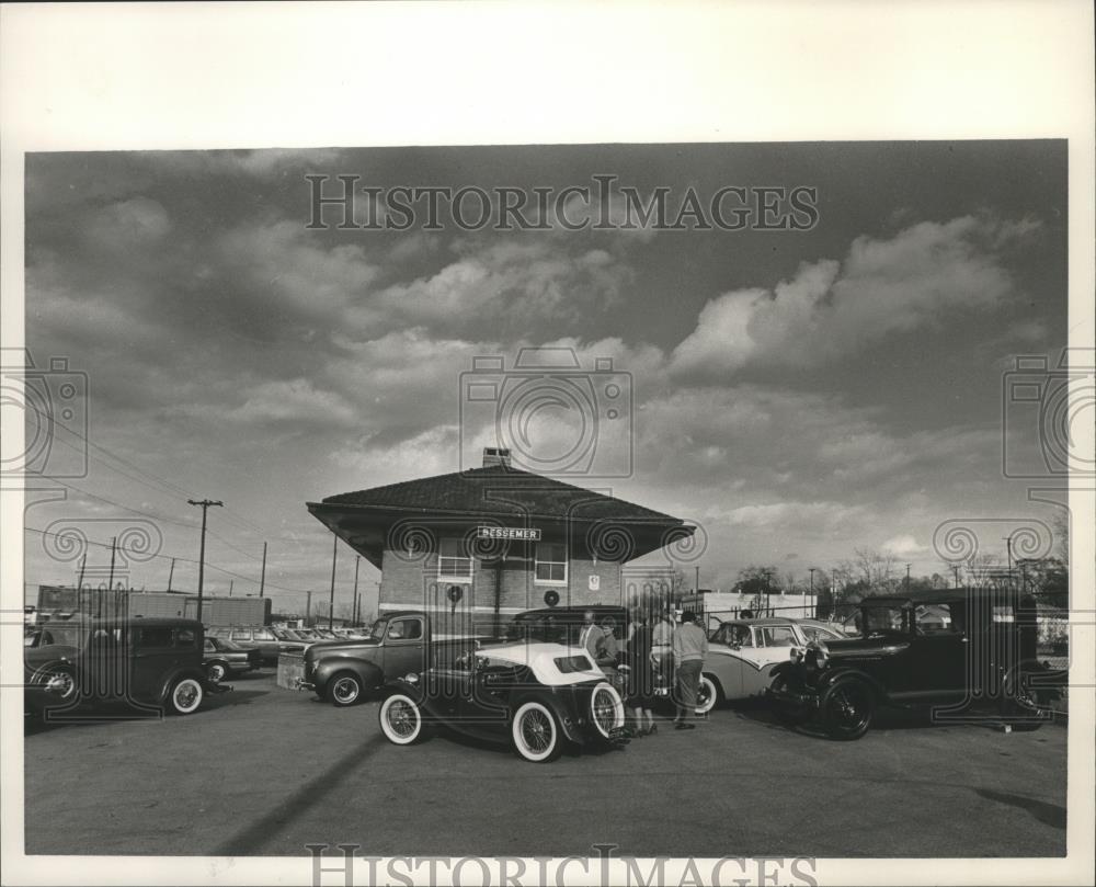 1985 Press Photo Bessemer Hall of History - Antique Cars at Open House, Alabama - Historic Images