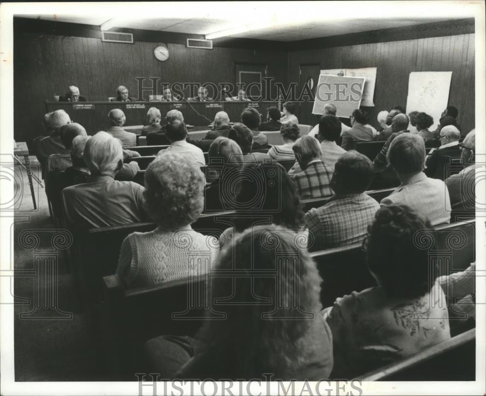 1982 Press Photo Bessemer, Alabama City Commission Meeting - abna19240 - Historic Images