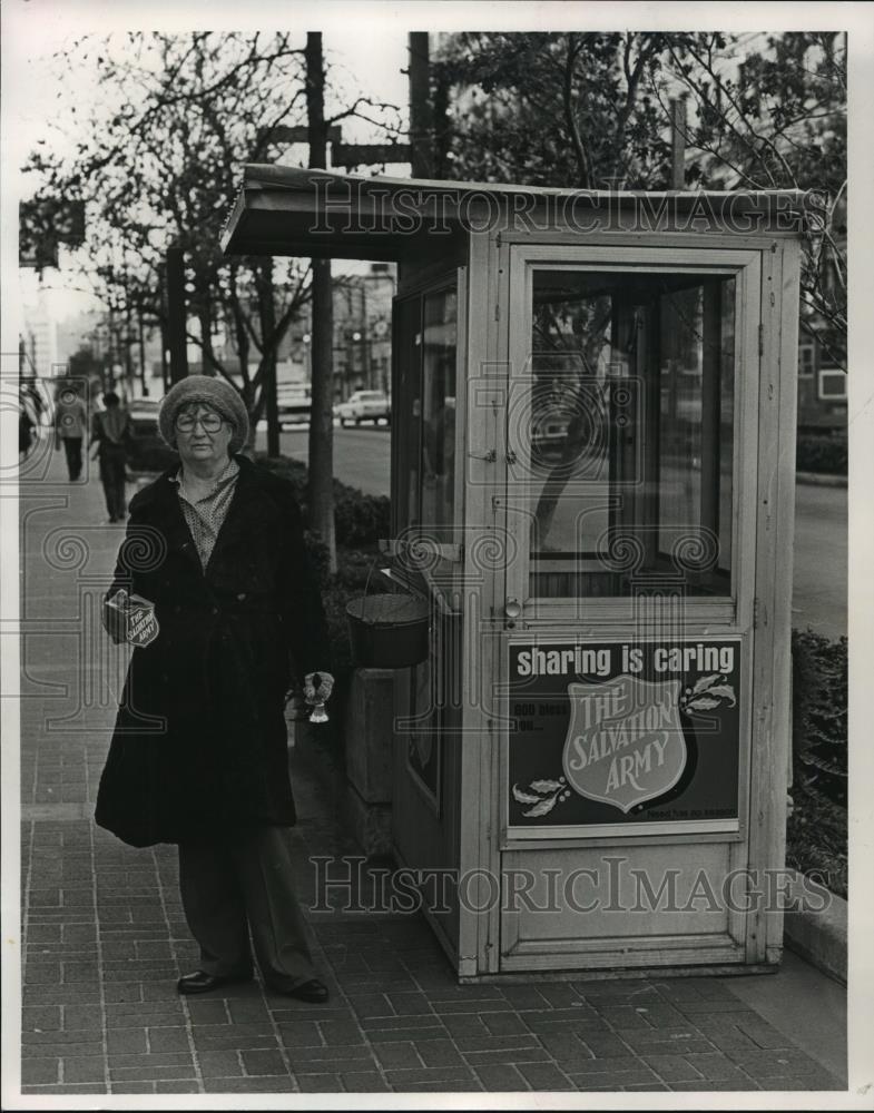 1985 Press Photo Salvation Army - Rose Howard, Volunteer - abna16896 - Historic Images