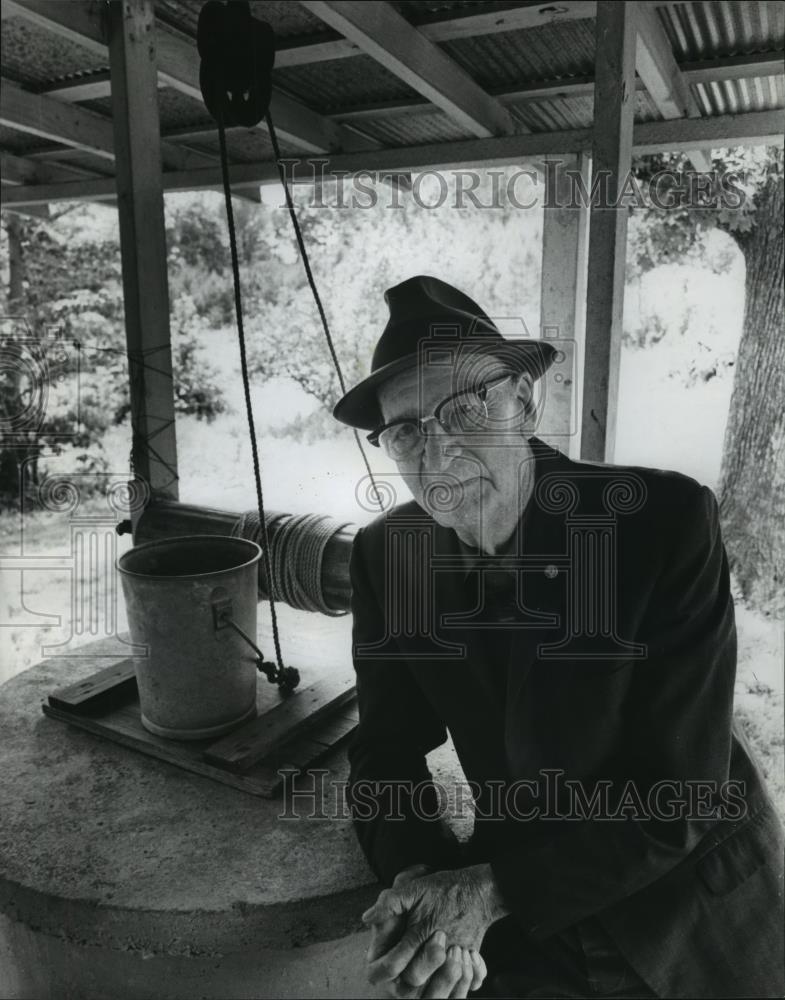 1978 Press Photo Reverend Paul Jones' Father Named Our Town, Alabama in 1913 - Historic Images