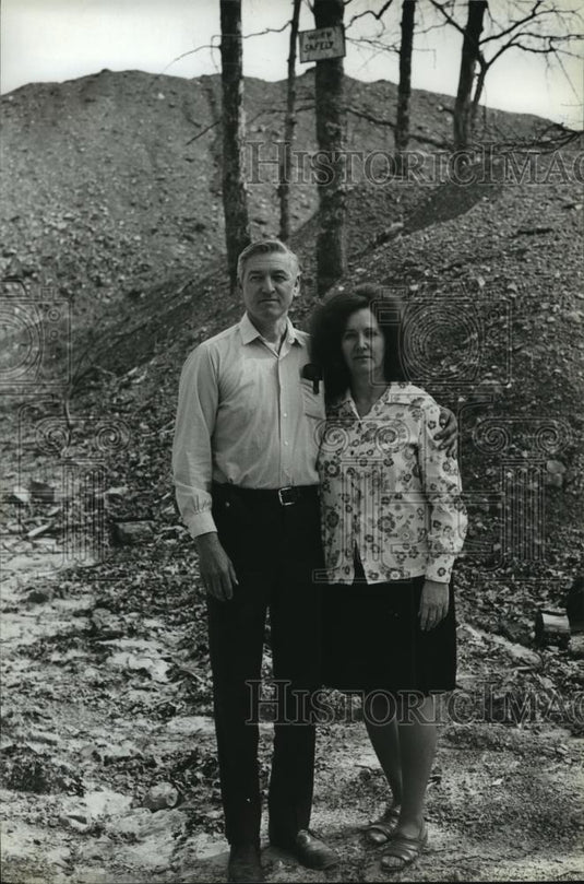 1979 Press Photo Reverend and Mrs. Fuller with Shale at Lookout Mountain Home - Historic Images