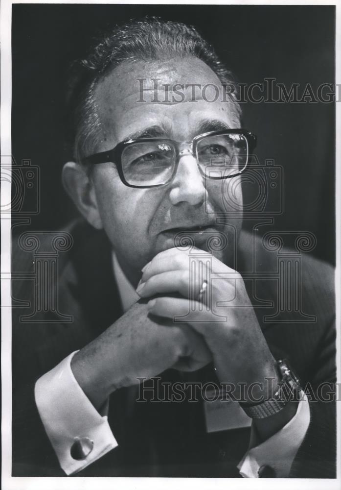 1977 Press Photo Former Redstone Arsenal Director Walter Wiesman - abna17357 - Historic Images