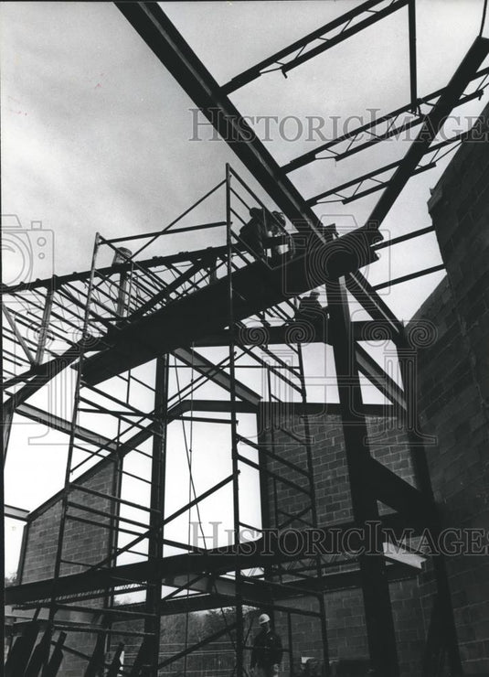 1980 Press Photo Church Under Construction, Vestavia Hills, Alabama - abna17370 - Historic Images