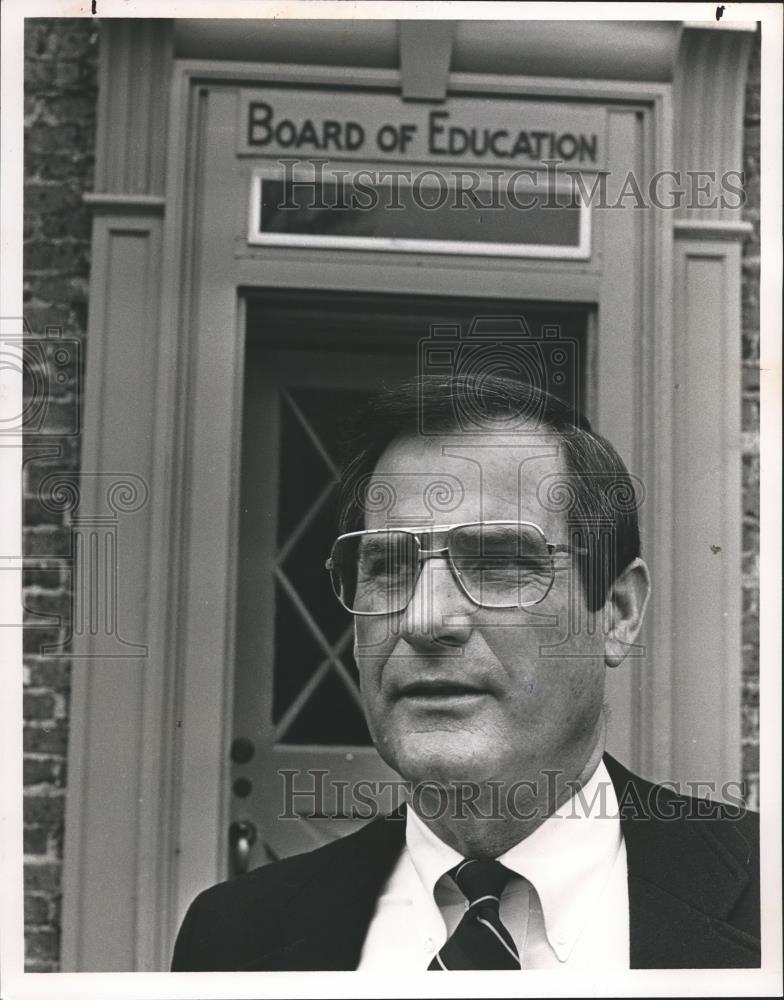 1986 Press Photo Bessemer Superintendent of Education Larry Wilson - abna19998 - Historic Images