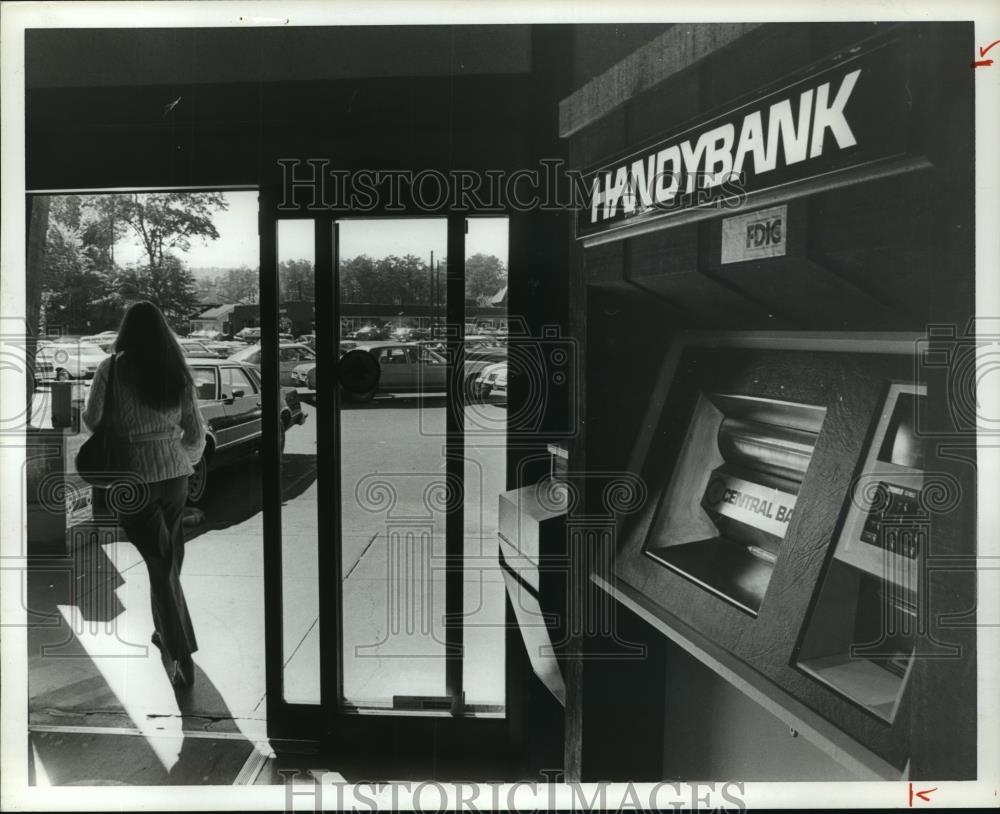 1980 Press Photo Automated Teller Machine, Mountain Brook supermarket, Alabama - Historic Images