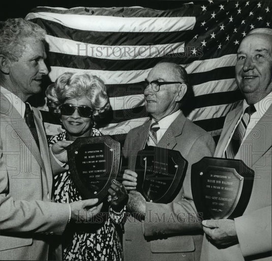 1980 Press Photo The Hall-Kent Elementary School PTO in Homewood at Ceremony - Historic Images